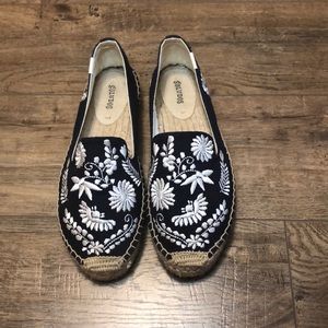 Soludos Navy & White Espadrilles - 8.5